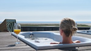 Thalasso-Therapie direkt am Meer - Ambassador Hotel & Spa Die Kraft des Meeres mit Thalasso entdecken - Ambassador Hotel & Spa